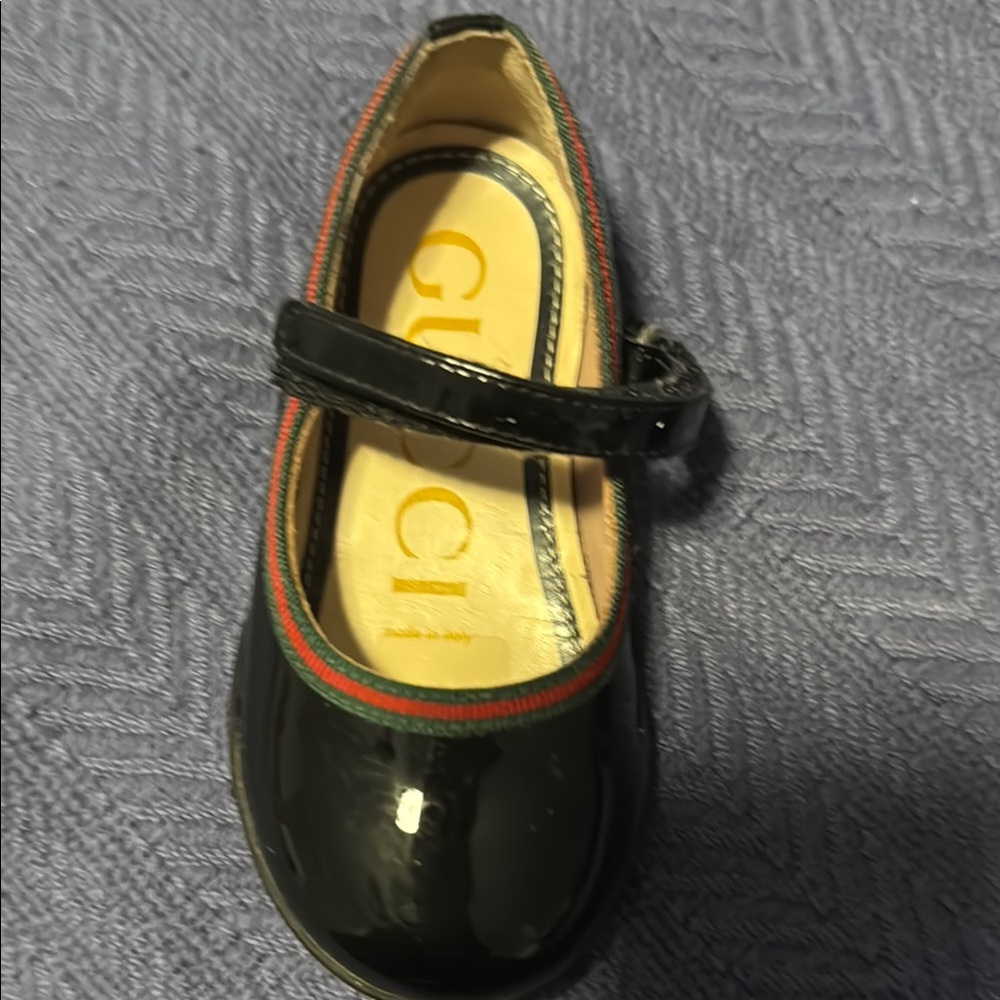 Gucci Black Dress Shoes Patent Leather Strap